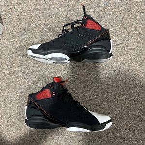 D rose 1.5 Restomod “Black vivid red”